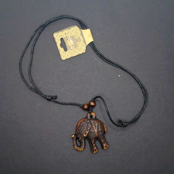 Boho elephant adjustable animal lover Necklace lucky jewelry unisex - Picture 1 of 2